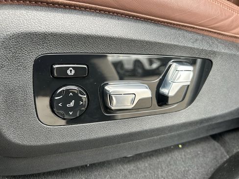 Used 2024 BMW X5 M60i image 19