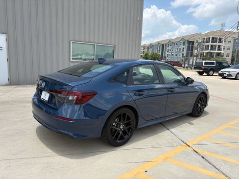Certified 2026 Honda Civic Sport image 8