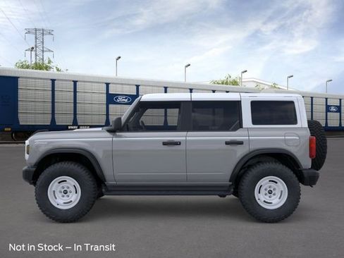 New 2026 Ford Bronco Heritage Edition image 3