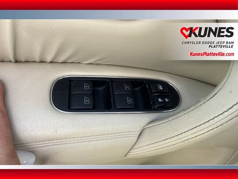 Used 2012 INFINITI QX56 4WD w/ Deluxe Touring Pkg image 30