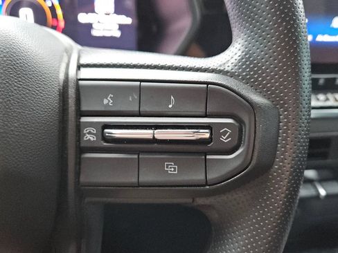 Used 2024 Chevrolet Colorado Trail Boss AWD/4WD image 23