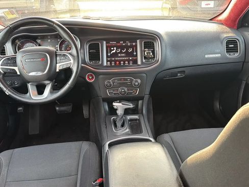 Used 2018 Dodge Charger SXT Plus RWD image 7