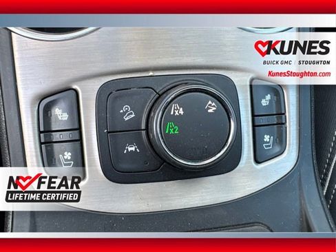 Used 2018 GMC Terrain Denali w/ Comfort Package AWD/4WD image 25