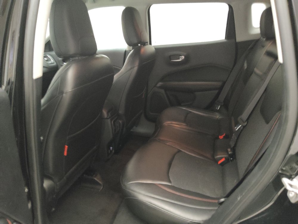 Used 2018 Jeep Compass Trailhawk AWD/4WD image 18