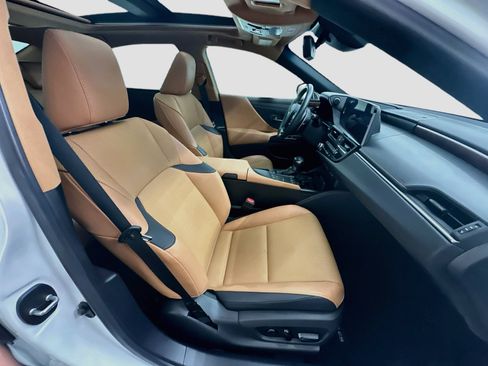 Used 2022 Lexus ES 350 w/ Premium Package FWD image 33