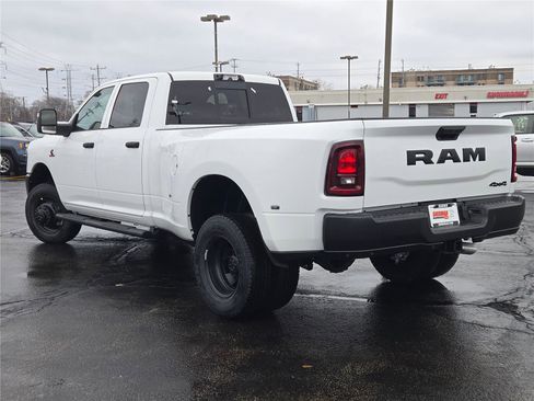 New 2026 RAM 3500 Tradesman image 16