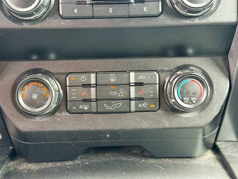 Used 2019 Ford F150 XLT w/ Equipment Group 302A Luxury AWD/4WD image 16