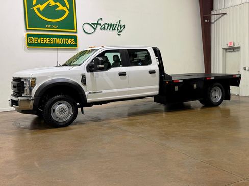Used 2019 Ford F550 4x4 Crew Cab Super Duty image 3