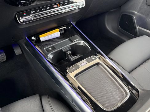 New 2026 Mercedes-Benz GLB 250 image 22