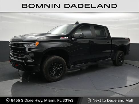 Used 2024 Chevrolet Silverado 1500 LT Trail Boss AWD/4WD image 1