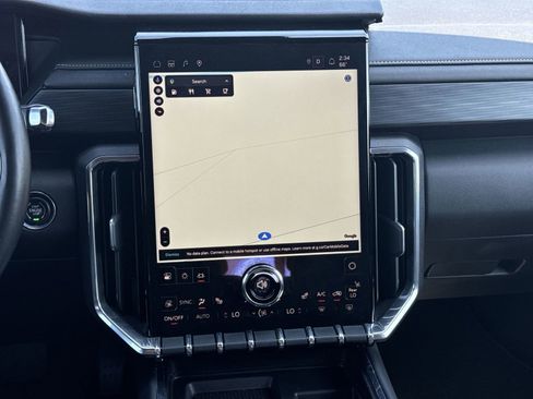 Used 2025 GMC Acadia Elevation image 29