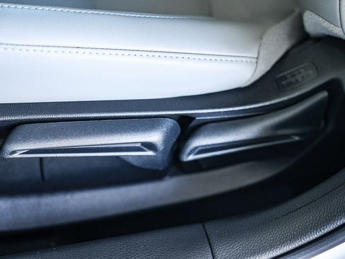 Used 2025 Honda Civic Sport image 29