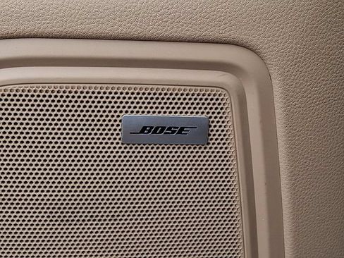 Certified 2021 Porsche Macan AWD/4WD image 30
