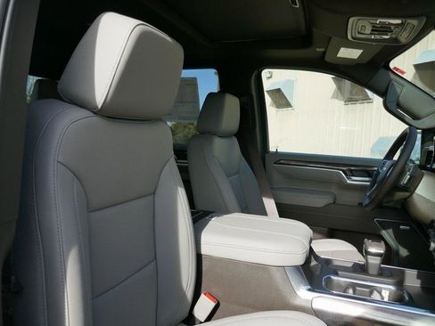 New 2026 Chevrolet Silverado 1500 LTZ w/ LTZ Premium Package image 10