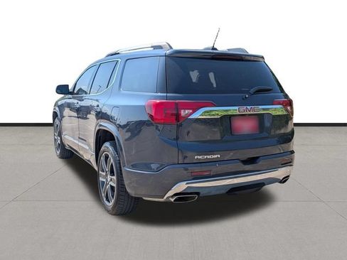 Used 2019 GMC Acadia Denali w/ Technology Package FWD image 7
