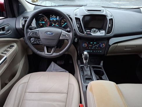 Used 2018 Ford Escape Titanium AWD/4WD image 12