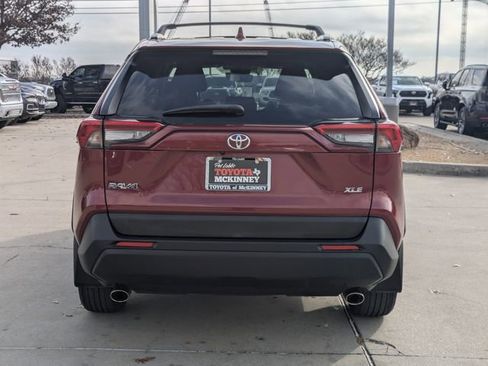 Used 2023 Toyota RAV4 XLE image 7