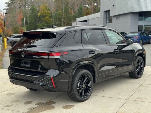 New 2026 Volkswagen Tiguan SE R-Line image 9