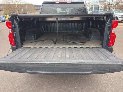 Used 2019 Chevrolet Silverado 1500 LTZ AWD/4WD image 7