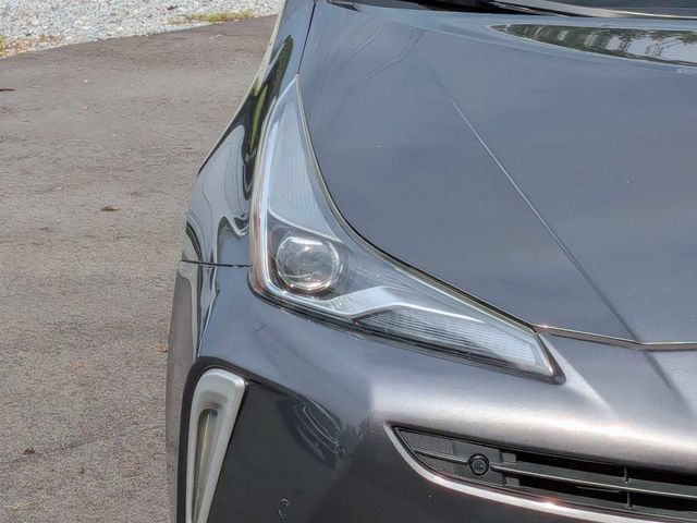 Used 2020 Toyota Prius LE AWD/4WD image 11