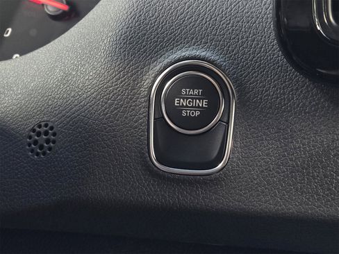 Used 2024 Mercedes-Benz Sprinter 3500 image 17