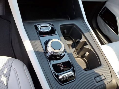 New 2026 Jeep Cherokee Limited AWD/4WD image 23