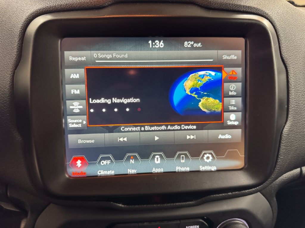 Used 2023 Jeep Renegade Latitude AWD/4WD image 20