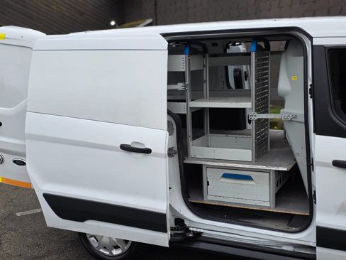 Used 2016 Ford Transit Connect XL image 37