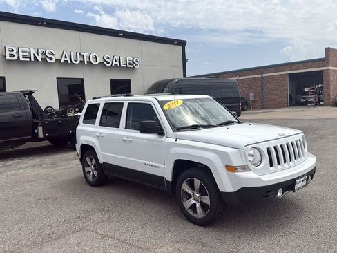 Used 2017 Jeep Patriot High Altitude FWD image 4