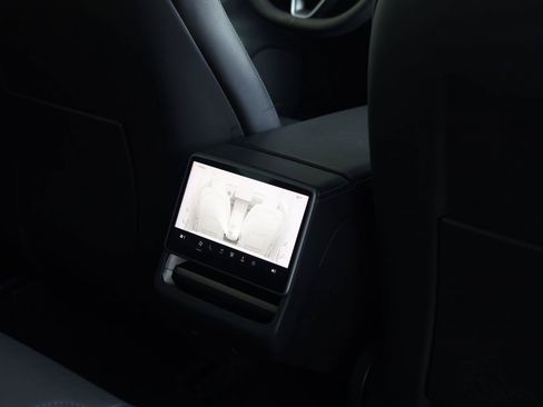 Used 2024 Tesla Model 3 Long Range RWD image 24