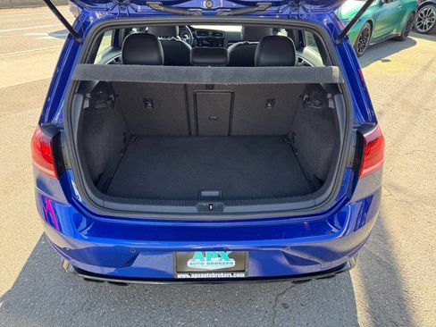 Used 2018 Volkswagen Golf R 4-Door image 6