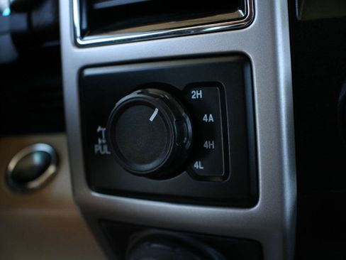 Used 2019 Ford F150 Lariat AWD/4WD image 32