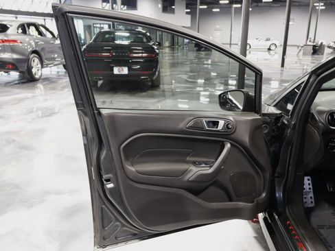 Used 2016 Ford Fiesta ST image 10