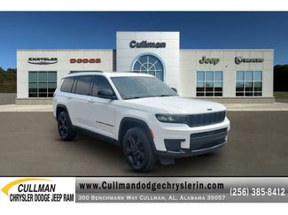 Used 2023 Jeep Grand Cherokee L Laredo AWD/4WD video 1