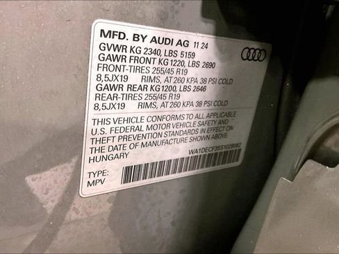 Certified 2025 Audi Q3 2.0T Premium w/ Convenience Package image 35