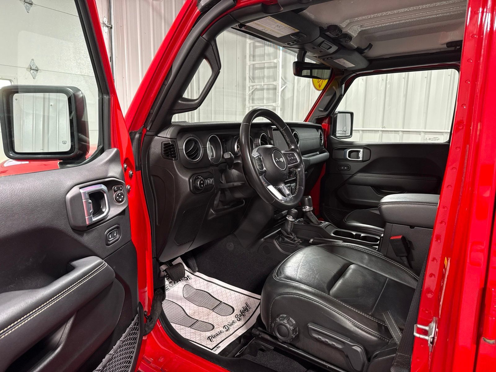 Used 2021 Jeep Gladiator Overland w/ Popular Equipment Package AWD/4WD image 25