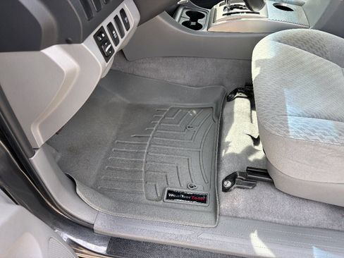 Used 2010 Toyota Tacoma 2WD Access Cab image 14