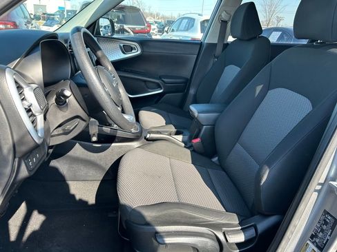 Certified 2023 Kia Soul LX image 20