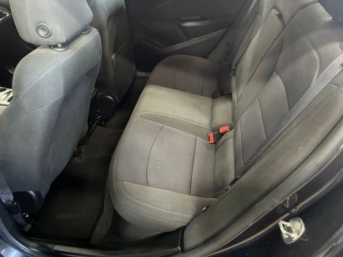 Used 2017 Chevrolet Cruze LT w/ Convenience Package image 24