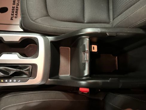 Used 2018 Chevrolet Colorado LT w/ LT Convenience Package AWD/4WD image 19