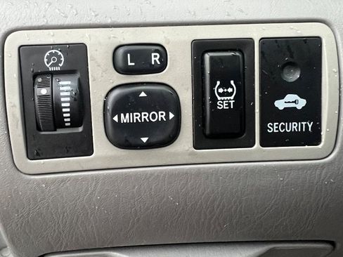 Used 2007 Toyota Corolla LE w/ Audio Value Pkg FWD image 24
