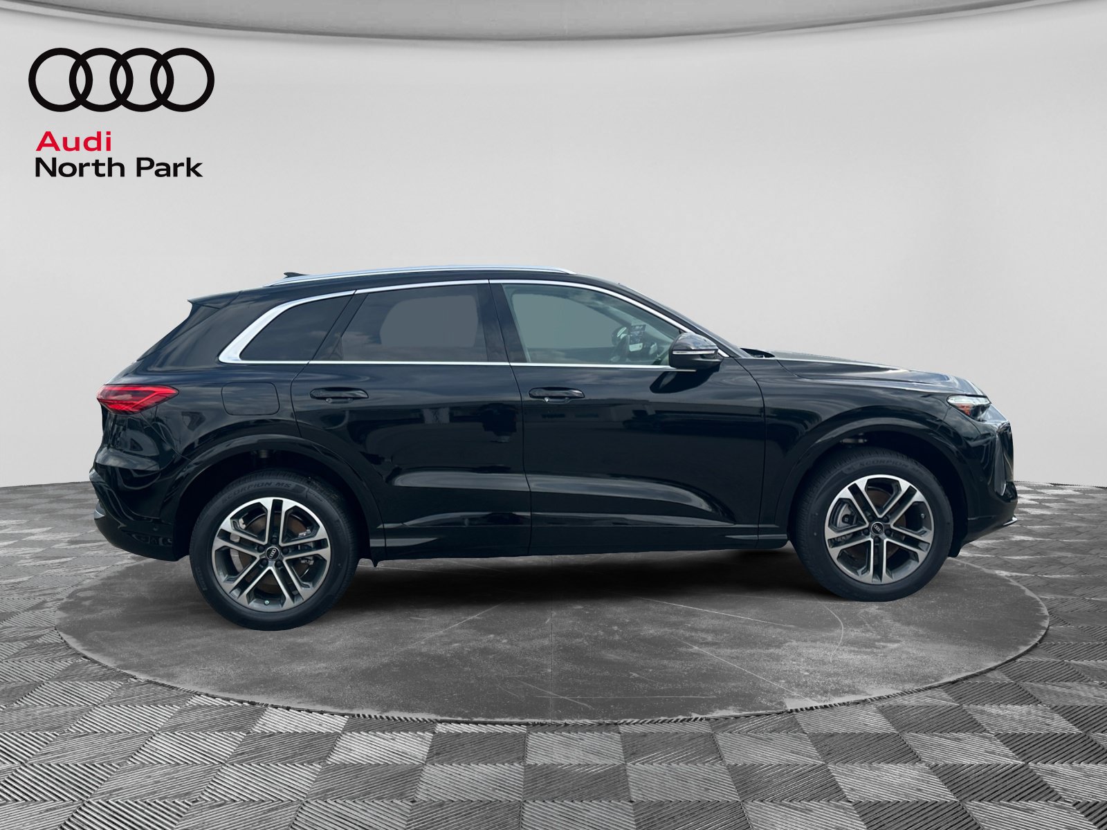 New 2026 Audi Q5 Premium Plus AWD/4WD image 6