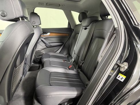 Certified 2023 Audi Q5 2.0T Premium Plus image 21