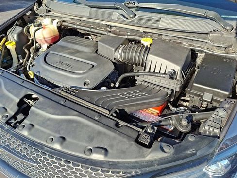 Certified 2020 Chrysler Pacifica Touring-L w/ Advanced Safetytec Group image 31