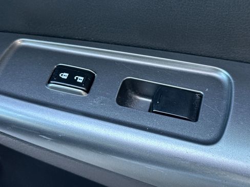 Used 2011 Subaru Impreza WRX Premium image 22