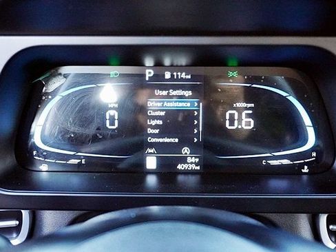 Certified 2025 Hyundai Elantra SE FWD image 43