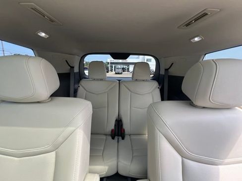 Used 2024 Cadillac XT6 Premium Luxury w/ Technology Package AWD/4WD image 22