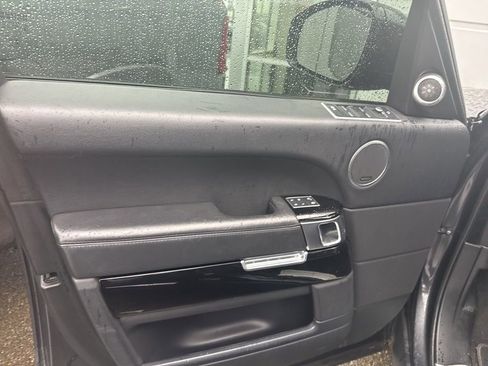 Used 2016 Land Rover Range Rover Supercharged image 10