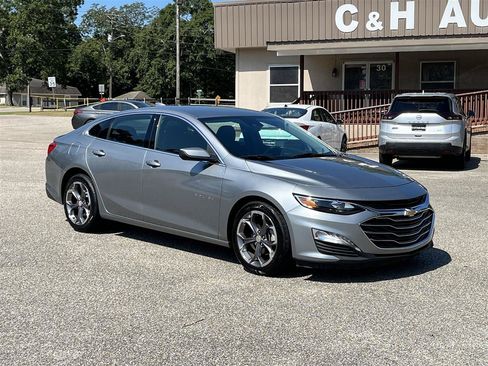 Used 2024 Chevrolet Malibu LT FWD image 3