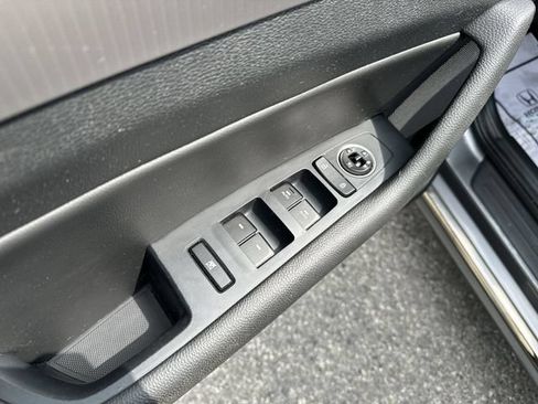 Used 2018 Hyundai Sonata Sport FWD image 17